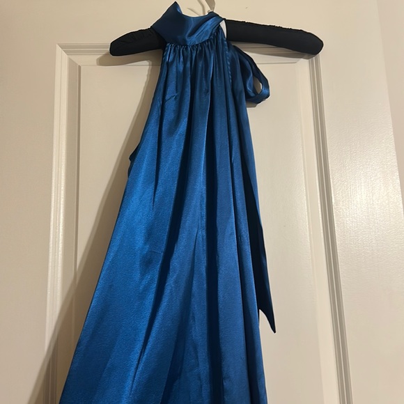 Never been worn Blue Polyester, Halter Neck Mini Dress. Size 4. Like brand New - Picture 1 of 3